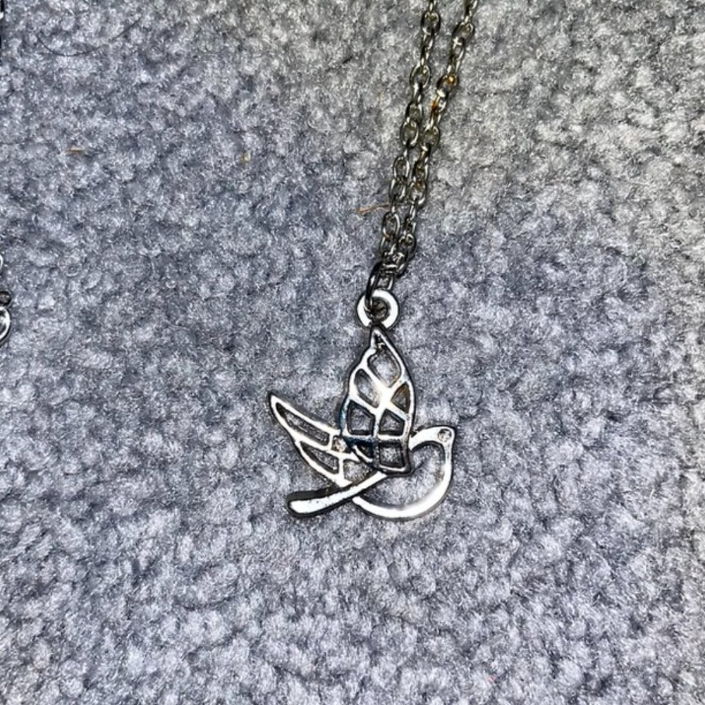 Silver Tone Bird Necklace